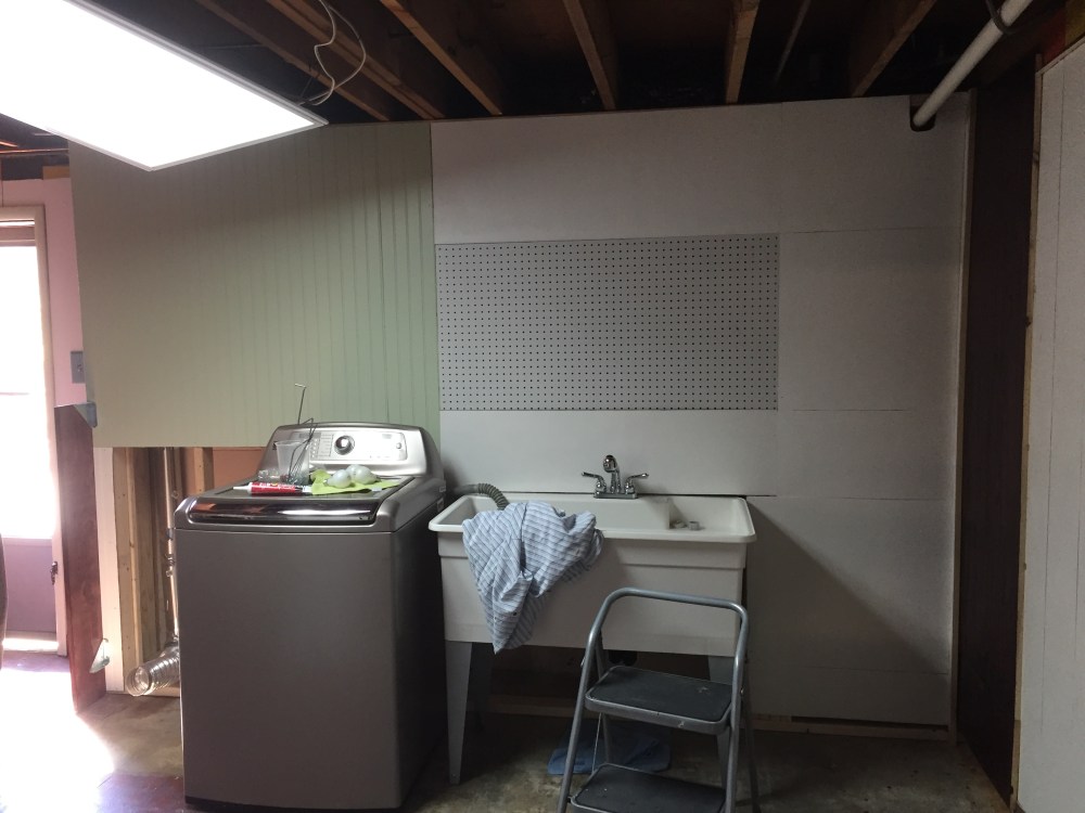 Laundry wall7
